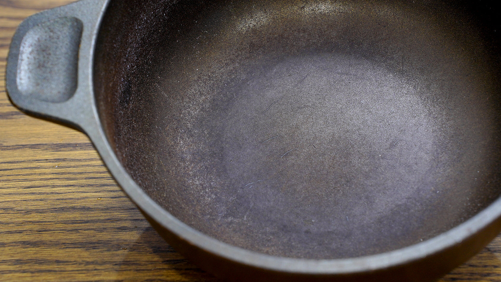 フッ素樹脂加工の鍋やフライパンの寿命はどれくらい?