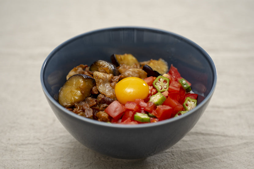 豚バラ茄子丼