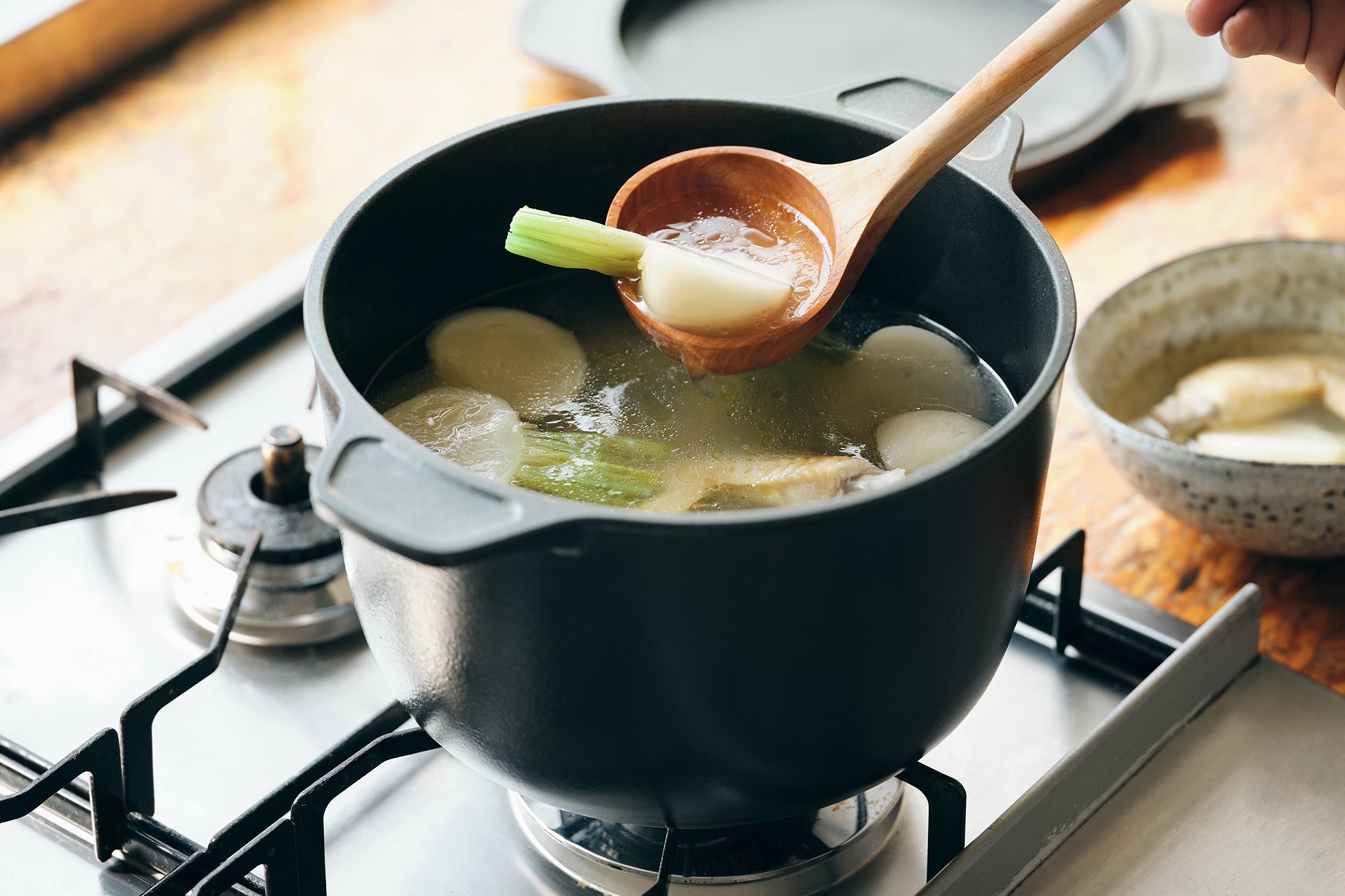 EVERWARE 味わい鍋 両手鍋　特深型　22cm 4.6ℓ無水鍋 味わい鍋 両手特深22㎝ - 味わい鍋 公式オンラインストア – 味わい鍋